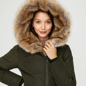 Aritzia Babaton St Moritz Parka M (Tuscan Olive)